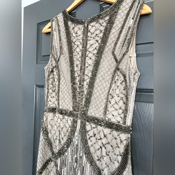 Adrianna Papell beaded gown - Picture 6 of 10